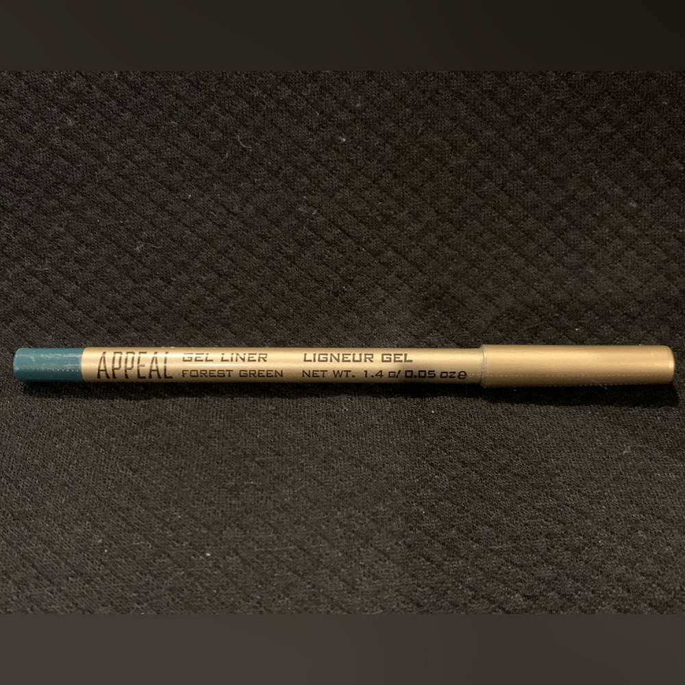 Appeal gel eye liner.